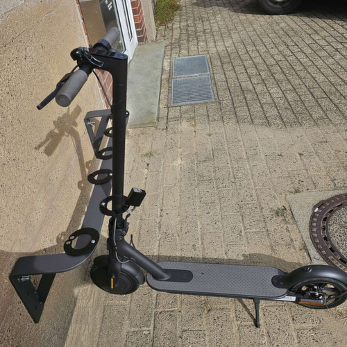 Moravia Scooterparker CITY GILA zur Wandmontage Milieu 3 L