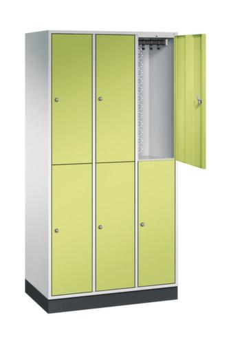 C+P Doppelstöckiger Garderobenschrank Intro, Abteilbreite 260 mm