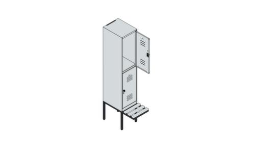 C+P Doppelstöckiger Spind Classic Plus mit Sitzbank, Abteilbreite 400 mm